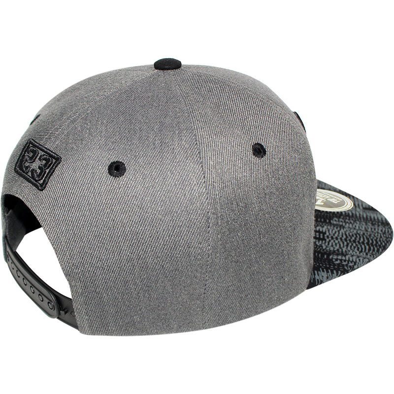 TOP LEVEL : BULL | Front-raised Mesh Patch with Bull Design Snapback Cap