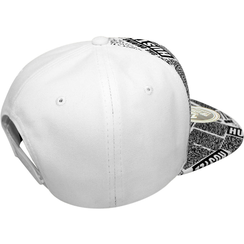 TOP LEVEL : HUSTLE | Cool Bear with All-over Newspaper Print Design Snapback Cap